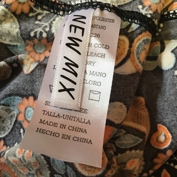 New mix NWT buttery soft floral leggings - Picture 2 of 10